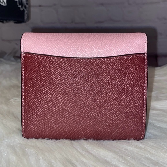 Coach KAY XBody/Trifold Wallet 2pc Set - Picture 11 of 11